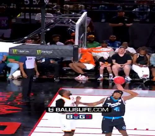 别小看天赋!有三分技能包的霍华德已经开始在BIG3乱杀了