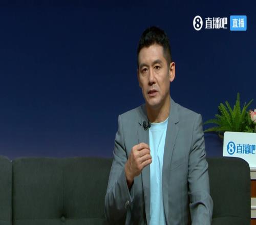 赛后杨晨:现在我们完全不谈技战术,我说的是态度