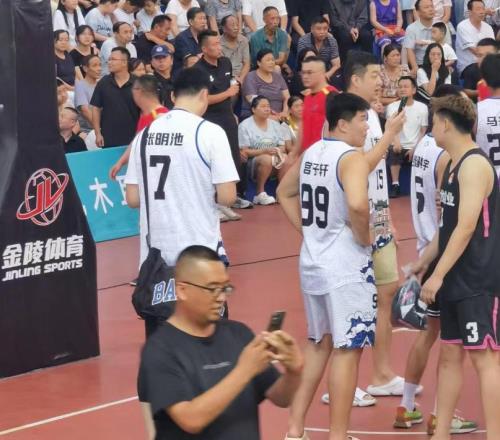 已經(jīng)離隊(duì)！曝廣東男籃放棄2米13全能內(nèi)線，未來或轉(zhuǎn)戰(zhàn)野球賽場