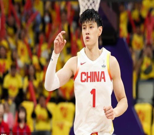 曾凡博签约篮网美记Ary委屈：我早报道过了都不信我
