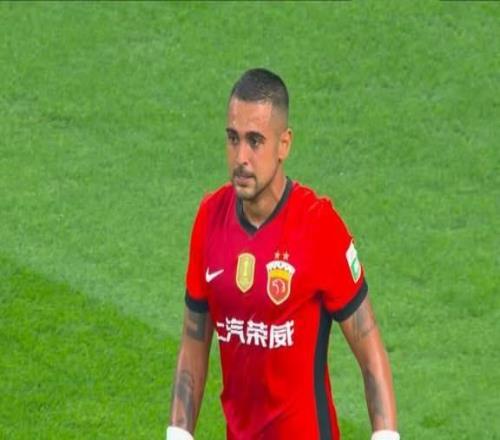 CCTV16直播，申花劍指7分優(yōu)勢，阿馬杜踢后衛(wèi)難擋金靴海港落下風
