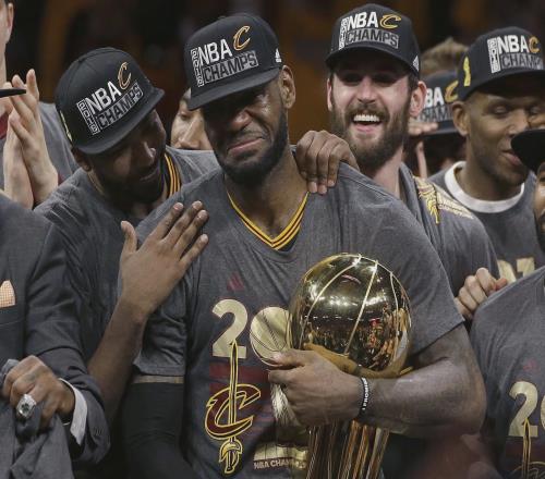 NBA高管爆料，若骑士2026年未能夺冠，他们可能会迎回詹姆斯