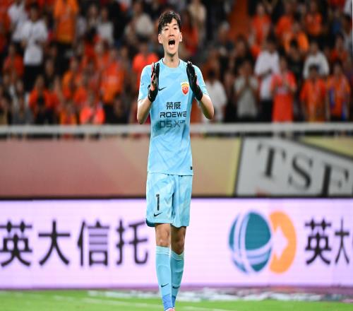 顏駿凌：有4支球隊(duì)都有奪冠希望，這樣的中超才有意思