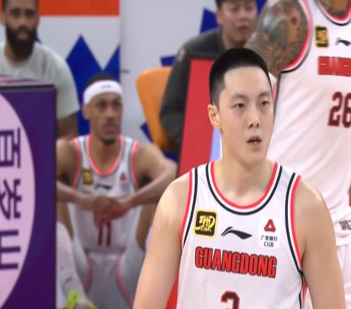 稳了，广东队！男篮第一锋线确认加盟，保送杜锋“躺”进总决赛！