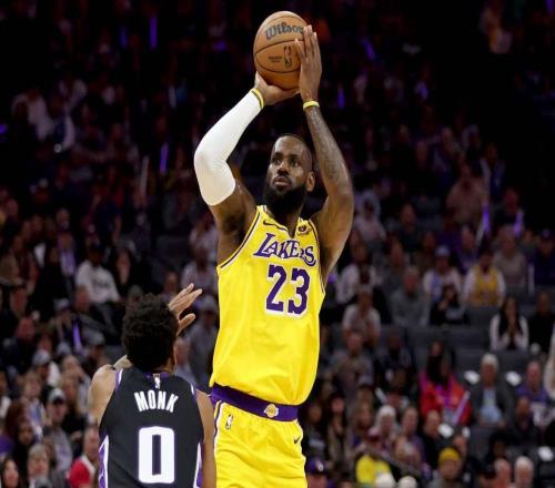 NBA中近距離大師！鄧肯高產(chǎn)，約基奇效率獨一檔，詹姆斯讓人意外