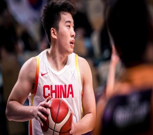 王俊杰能進NBA嗎馬?。阂次磥硪粌赡甑倪M步還需好的經(jīng)紀團隊