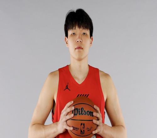 美记：很多顺位比杨瀚森高的球员最后可能都没有他发展得好