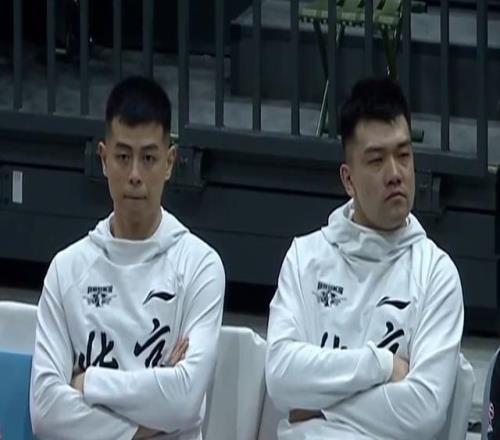 要簽誰(shuí)北京媒體：首鋼比較需要后衛(wèi)球員希望能壓哨完成引援目標(biāo)