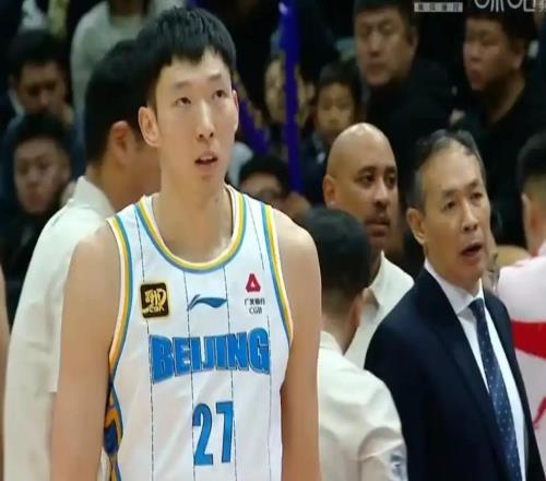 北京男籃和北控男籃爭搶外援，CBA得分王場均36+6+6，會花落誰家
