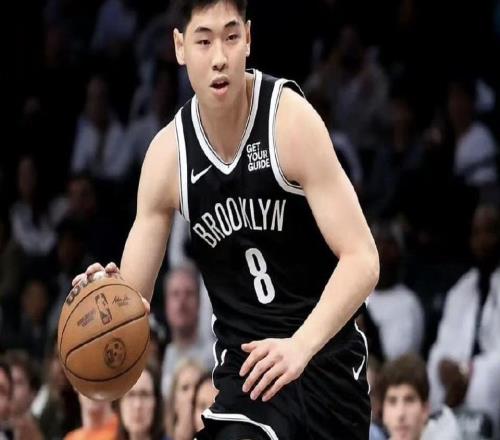 巨大爭(zhēng)議！崔永熙盛贊廣東隊(duì)像NBA，曾說(shuō)張鎮(zhèn)麟被遼籃球迷怒噴