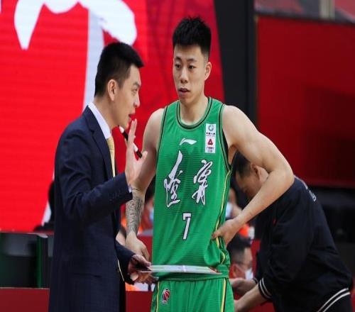 張鎮(zhèn)麟：楊導告訴我不要有高高在上的勝利者樣子要保持饑餓&學習