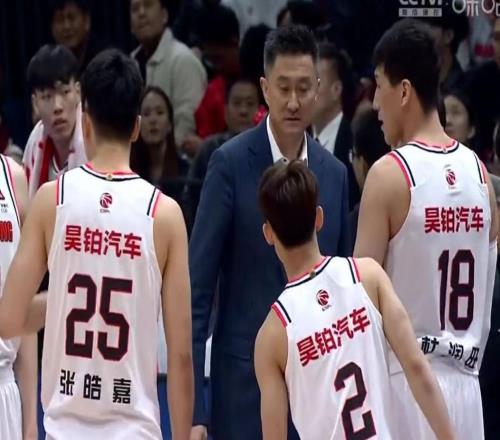 只差官宣！廣東男籃簽約頂級(jí)鋒衛(wèi)搖擺，NBA發(fā)展聯(lián)盟決賽單場(chǎng)44+7