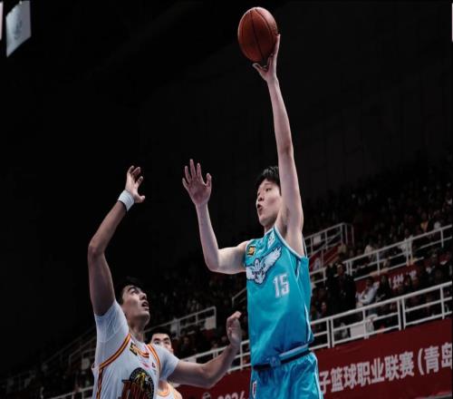 接班楊瀚森！17歲第2場成人比賽砍13+5，青島內線大旗未來他扛