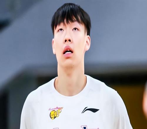 廣東2分惜敗事件發(fā)酵，張昊錯失絕平球被罵慘，杜鋒周琦沒說錯