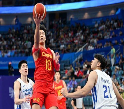 趙睿我20歲才打CBA沒去成NBA年輕人最看好廖三寧可以去海外試試