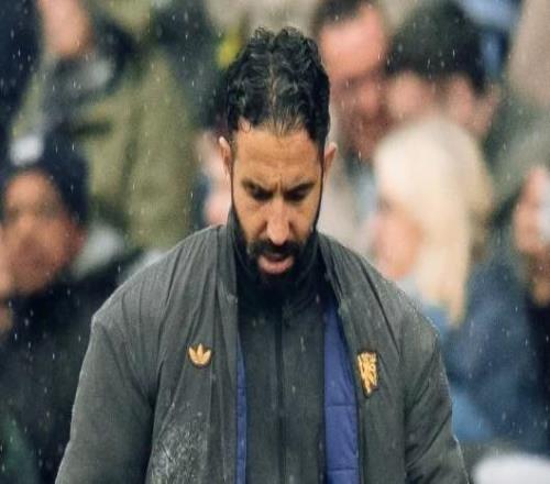 ESPN：曼聯(lián)高層依然對阿莫林有信心，愿給他更多時間扭轉局面