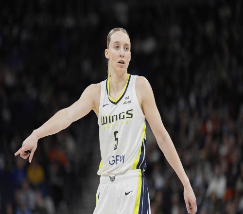 恭喜！佩奇布克斯以壓倒性優勢獲得了WNBA年度最佳新秀