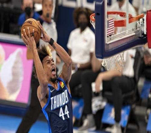 NBA生涯場(chǎng)均2分1.1板！Scotto：灰熊與小查理布朗達(dá)成了簽約協(xié)議