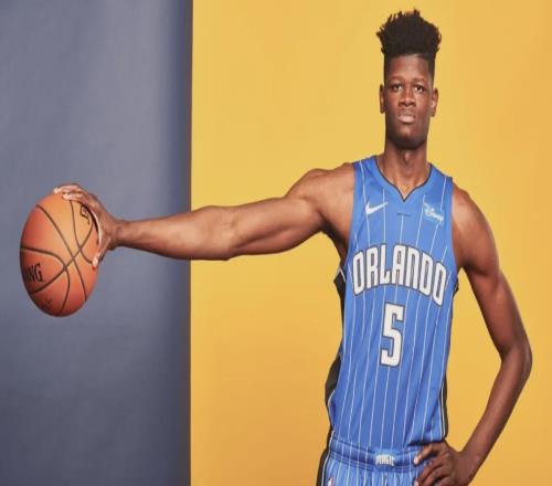2換1交易達成！2米39臂展怪！正式告別NBA