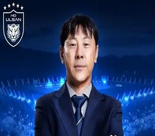 徹底破防！申臺龍被申花逼平后再吐槽：上次剛罵國足踢“屎球”