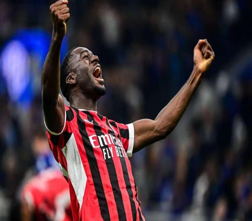 弗法納：作為AC米蘭球員，我們每年都必須以意甲冠軍為目標