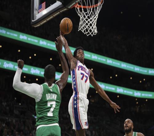 又一超巨诞生76人探花首秀爆砍34+7：超同期詹姆斯+比肩张伯伦