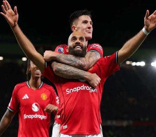 魯尼對姆貝莫由黑轉(zhuǎn)粉，稱其為曼聯(lián)今年最成功的引援