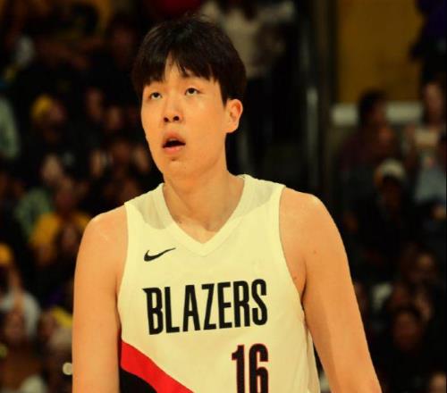 增重8公斤楊瀚森學(xué)約基奇只能取其精華去其糟粕,飲食向東哥取經(jīng)