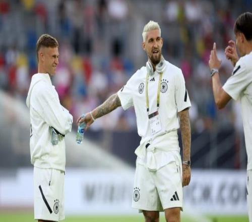 藥廠后腰：我曾對基米希懷有偏見，但我們現(xiàn)在的關(guān)系非常好