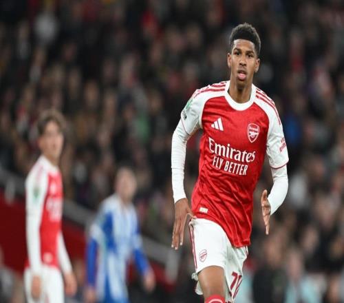 安诺斯晒照庆祝阿森纳一线队首秀,萨利巴评论:拉什福德