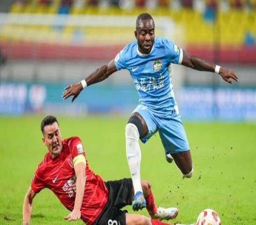 中超联赛:成都蓉城不敌河南俱乐部酒祖杜康