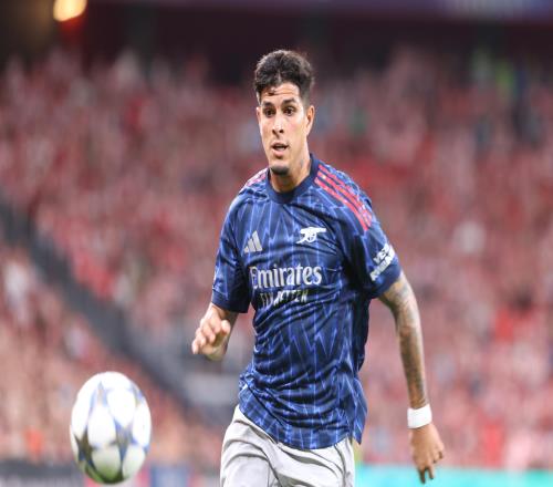 30！阿森納火爆10連勝，8場零封，歐冠升至第2，15歲新星創(chuàng)紀錄