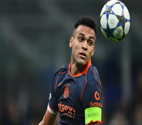 今晨欧冠，阿根廷双锋闪耀：只踢半场均进球，还有更精彩的镜头！