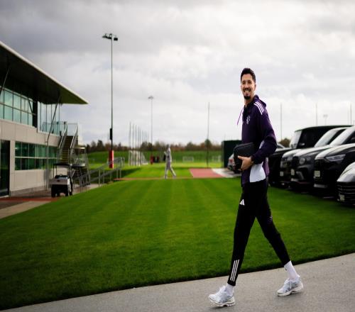 記者：曼聯(lián)明年6月將舉辦卡靈頓基地一日游，有望日賺10萬鎊