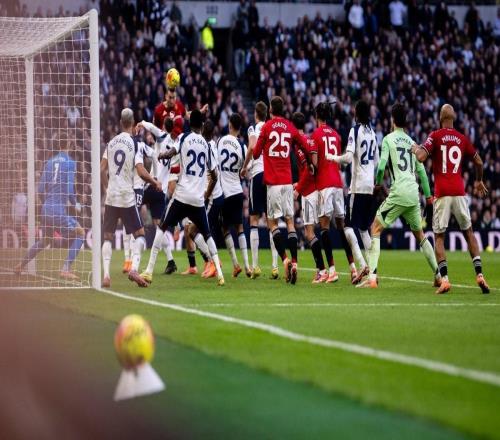 打進(jìn)絕平進(jìn)球，德利赫特賽后當(dāng)選曼聯(lián)隊(duì)內(nèi)最佳