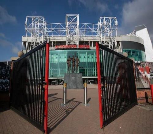 電訊報：曼聯(lián)將禁員工在社媒發(fā)布俱樂部認為應保密的幕后內(nèi)容