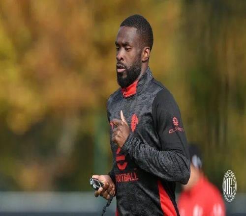 都体丨预计年底与米兰完成续约