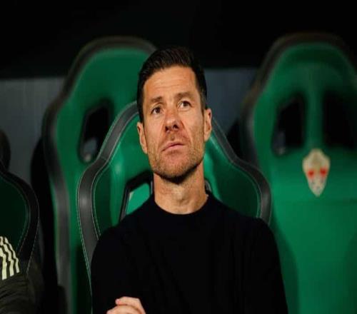 莫倫特斯：皇馬應(yīng)該公開(kāi)力挺阿隆索部分球員已脫離球隊(duì)計(jì)劃