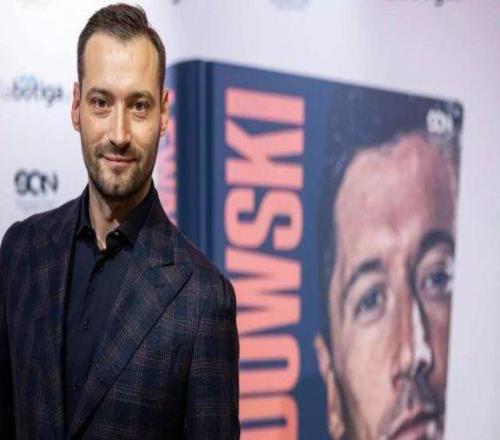 初到巴薩，萊萬發(fā)現(xiàn)食堂缺肉缺魚