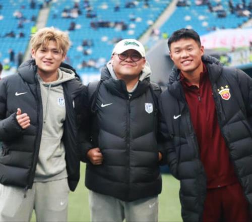 海港有愛妃劉如麻放棄劉主任吧！李昂穩(wěn)固后防請申花回購馬萊萊