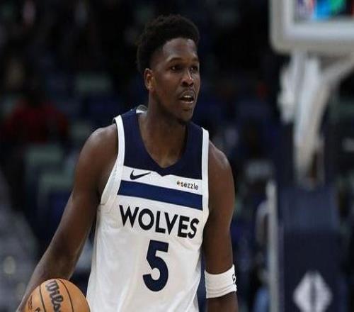 愛德華茲連續(xù)6場砍下30+！追平樂福并列隊史第一