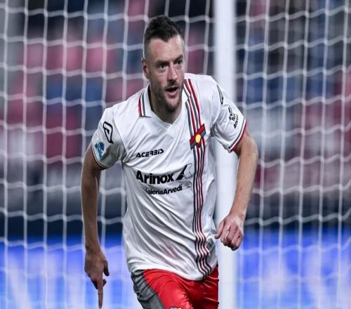 當(dāng)選11月最佳球員，瓦爾迪是意甲首位獲此殊榮的英格蘭球員