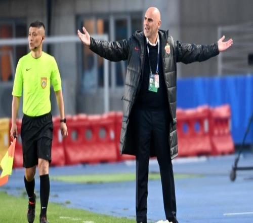 聯(lián)賽第10主帥當選最佳！媒體人質(zhì)疑：為何考慮足協(xié)杯，穆帥遭懲罰