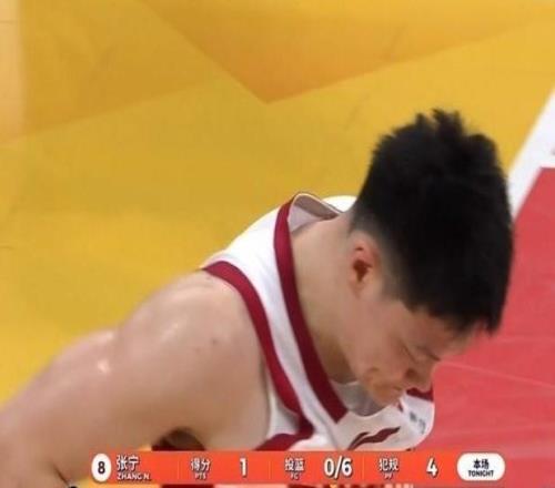 状态糟糕!张宁新赛季揭幕战6中0短时间内3次犯规仍需适应新规
