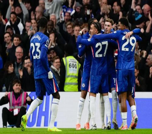 英超豪門殺入歐冠區(qū)，22歲后衛(wèi)爆發(fā)：獨造2球，全場最佳