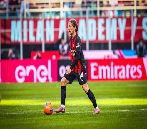 莫德里奇全場觸球120次評分7.4，連續(xù)11場意甲首發(fā)打滿90分鐘