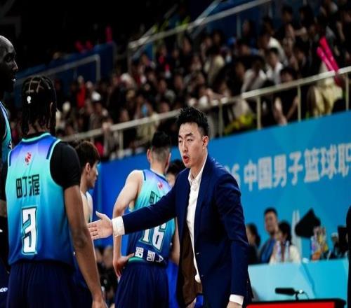 CBA新賽季最大黑馬！爆冷贏兩場(chǎng)，常年倒數(shù)今年蛻變沖擊季后賽