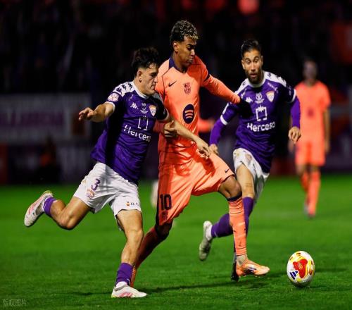 西甲：比利亞雷狀態不佳，巴薩搶分無憂比利亞雷VS巴薩