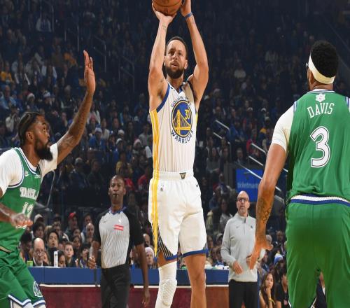 克萊：我希望庫里別穿著我的KT11贏獨行俠，但他穿就挺棒的了