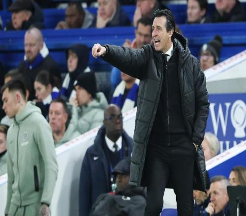 埃梅里神了：瘋狂11連勝，大黑馬沖擊英超冠軍，只比阿森納少3分